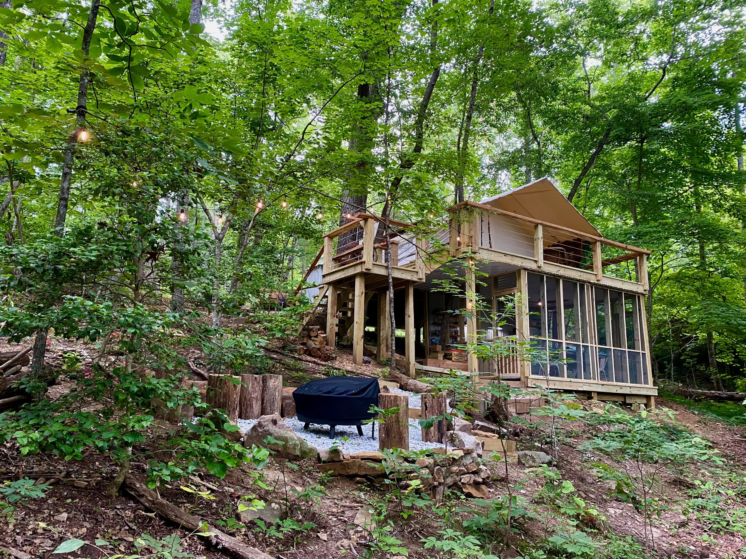 Luxurious Glamping in large tent in woods of our Signal Mountain